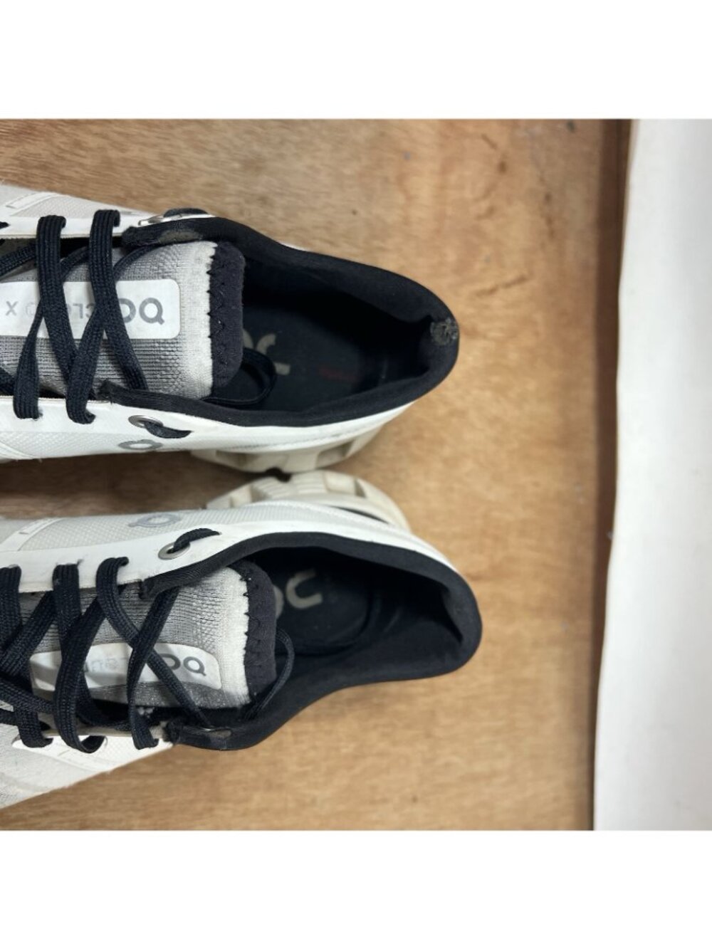 On Cloud Cloud X 3 White/Black Running Comfort Shoes Women's Size 8 60.98697 - Picture 8 of 9